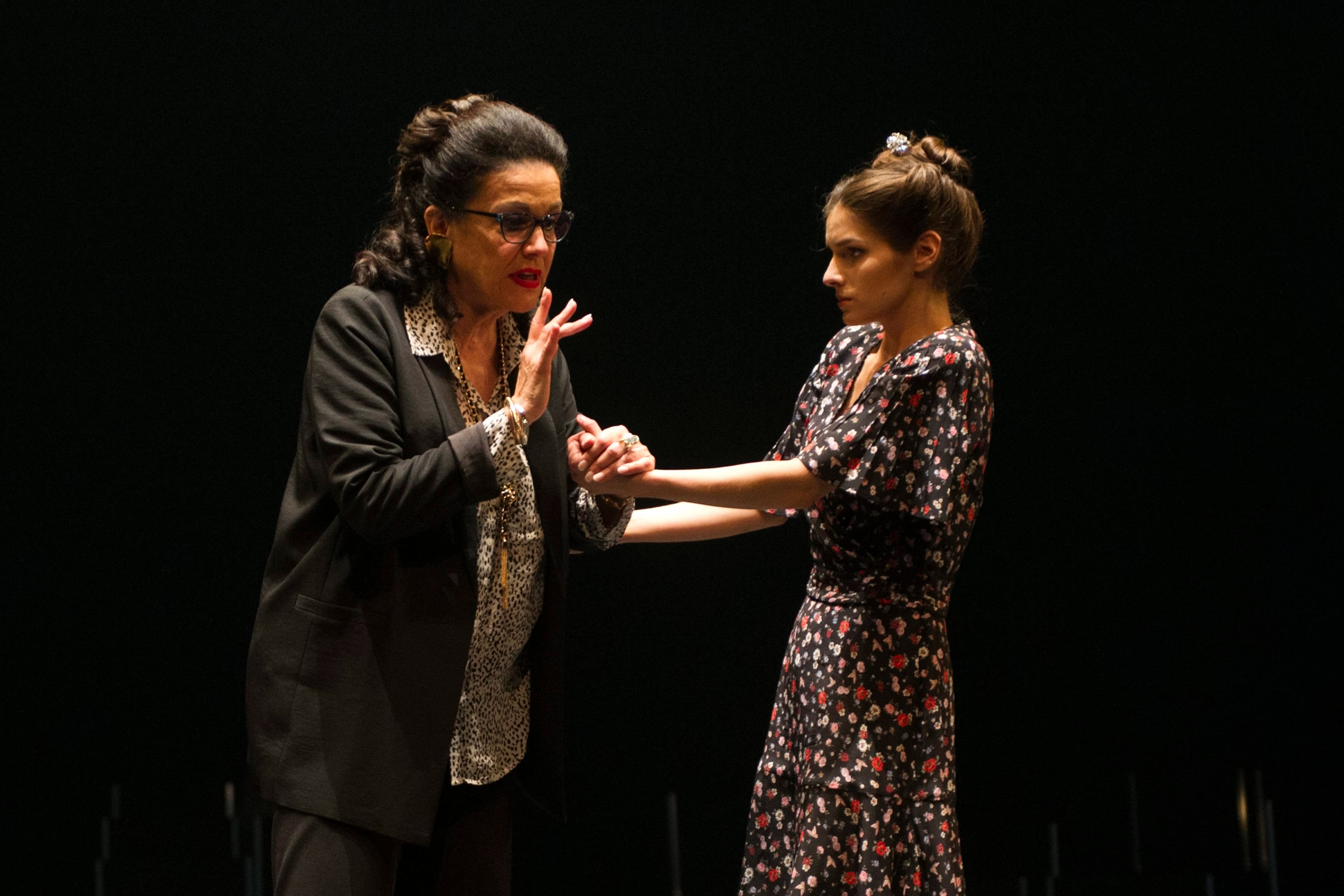 Avec Klara Martel-Laroche dans la pièce « Les leçons de Maria Callas ».