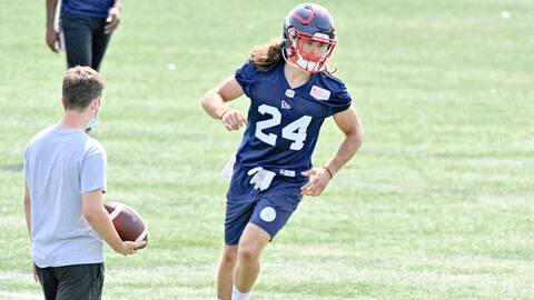 Mark - Antoine Dickway # 24 Maradoor - Defensive back