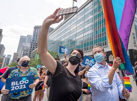 The leader of the Black Cubacois, Yves-Franకోois Blanchett, joined the march in March with several candidates from his party.
