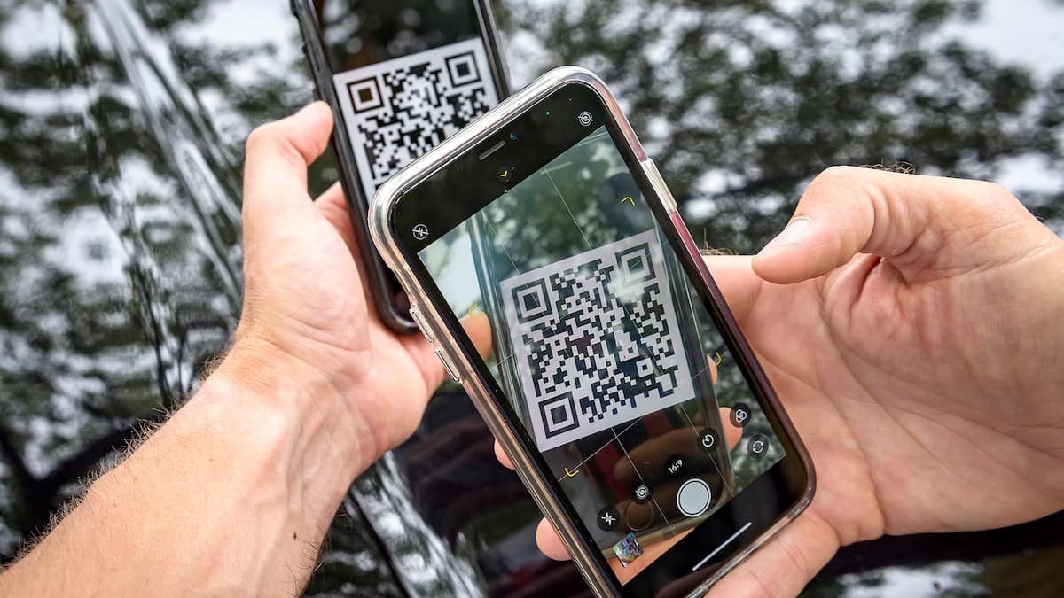 Vaste opération policière au Québec pour assurer le respect du passeport vaccinal