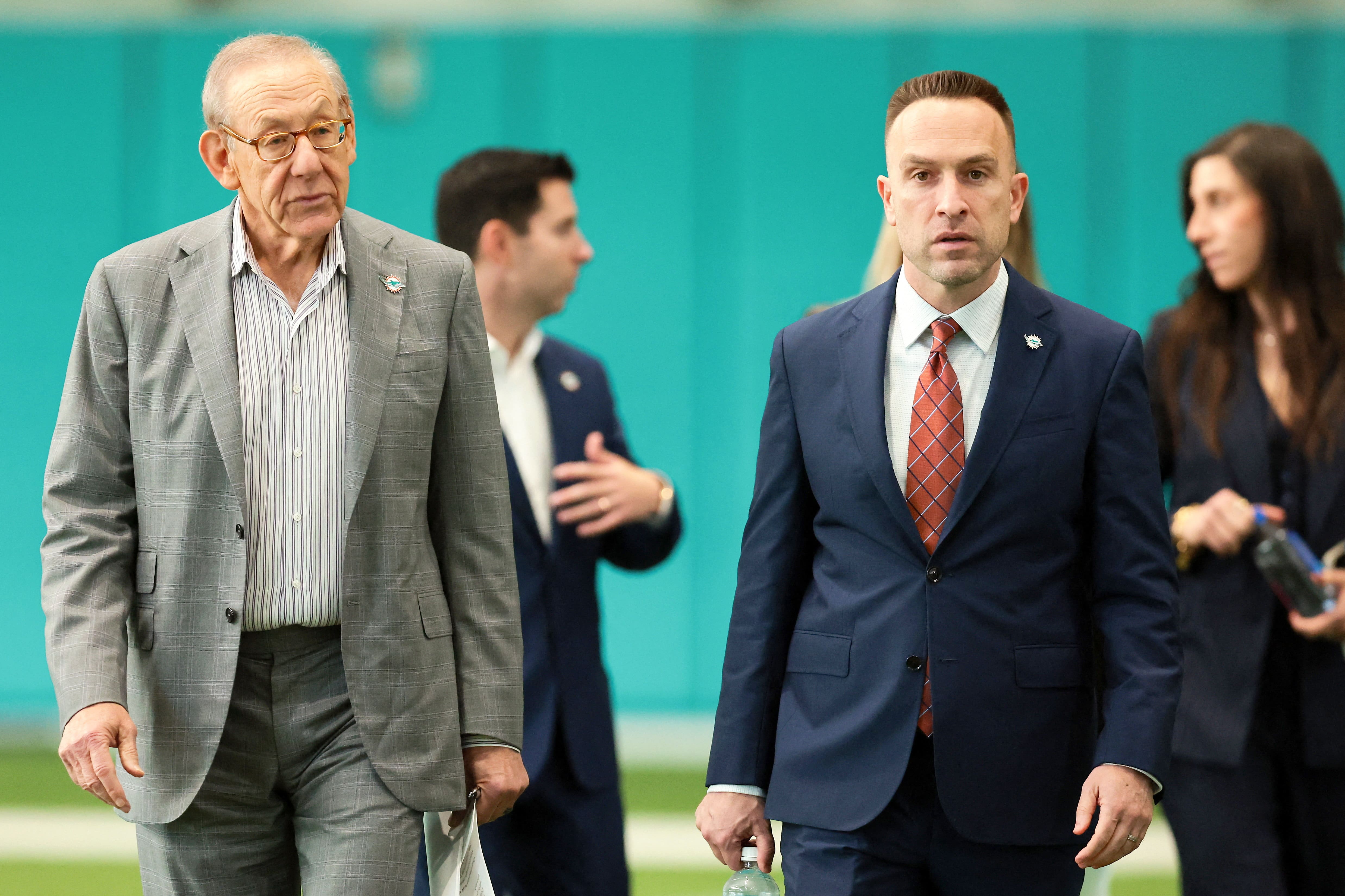 Stephen Ross, proprietário do Miami Dolphins, foi citado mais nos dossiês de Epstein. Prêmio de fotografia em janeiro de 2026.