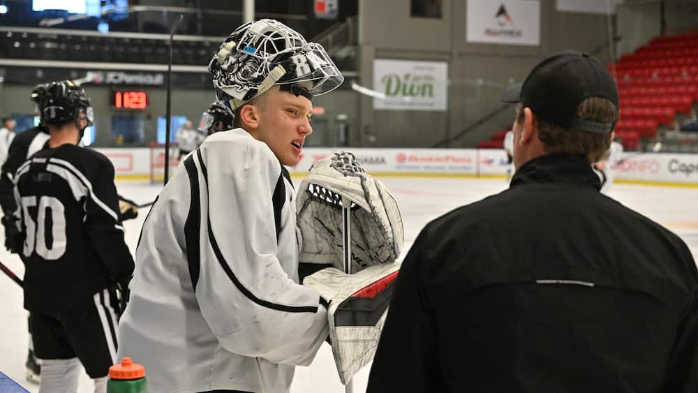 «Long», «vraiment spécial»: le CH et l’Armada ont pigé tout un énergumène en Russie