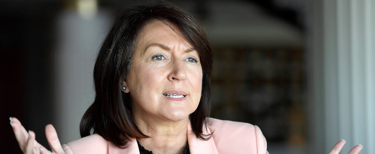 Debout devant l’injustice: Normandeau règle ses comptes avec Lafrenière dans son livre