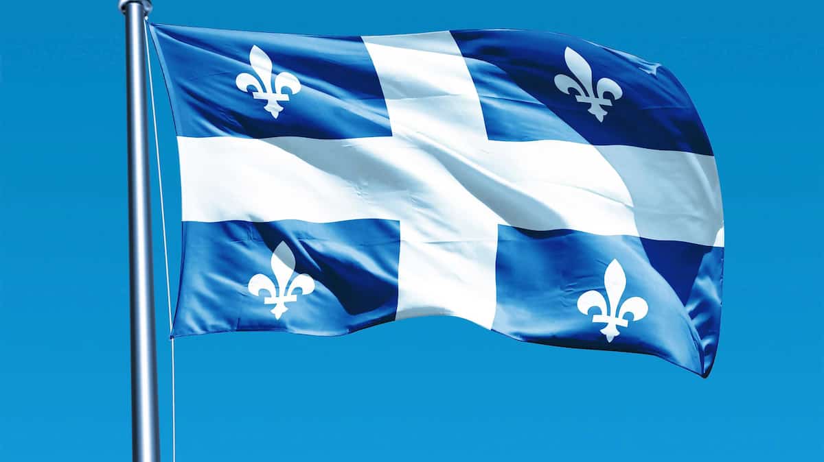 Drapeau du Québec: d’où vient l’emblème du fleurdelisé? | TVA Nouvelles
