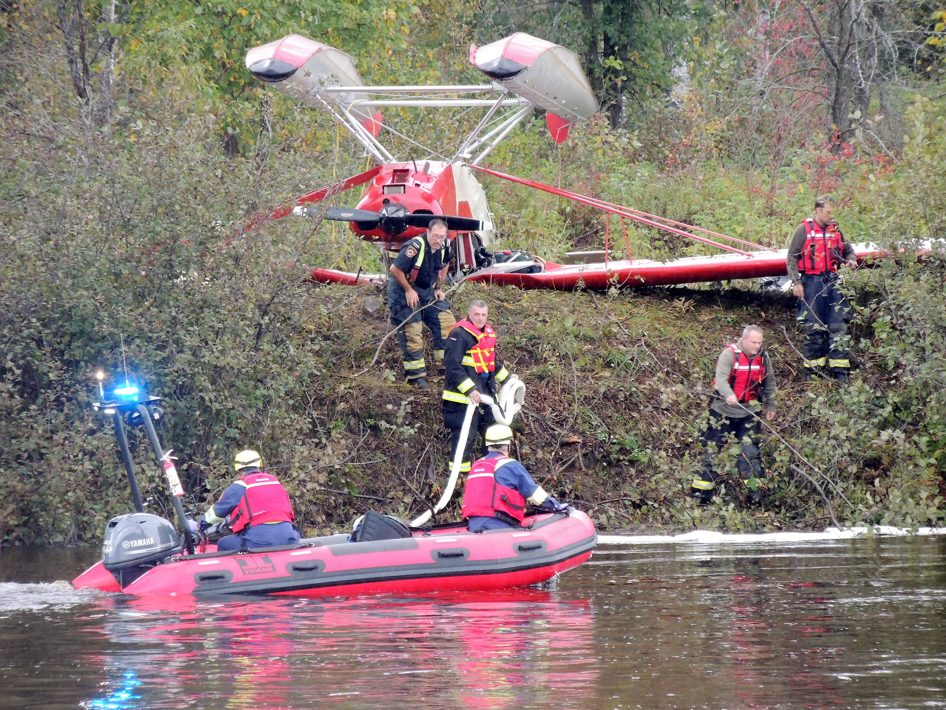 Un couple p&eacute;rit dans l'&eacute;crasement d'un hydravion