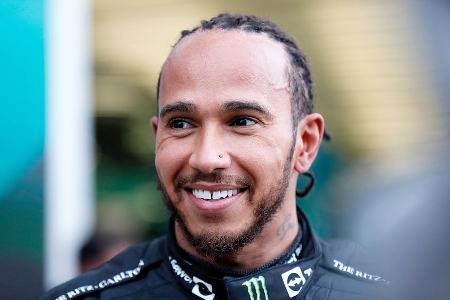 Image principale de l'article Lewis Hamilton changera de nom de famille