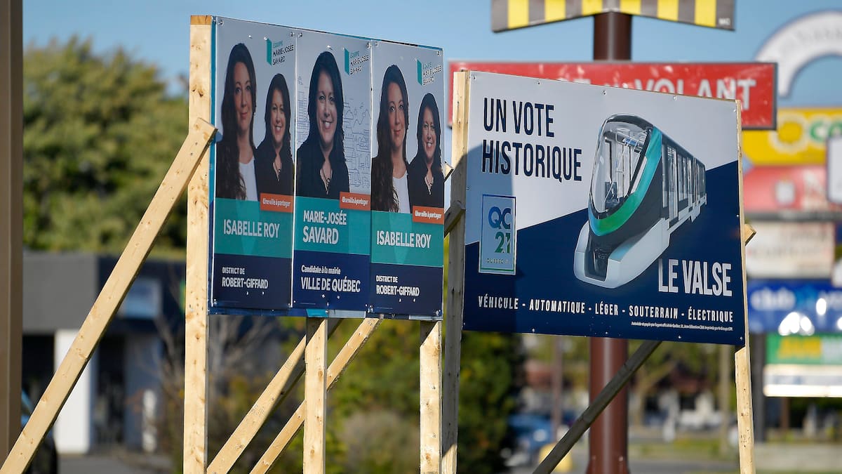 Des dizaines de vols d’affiches électorales à Québec