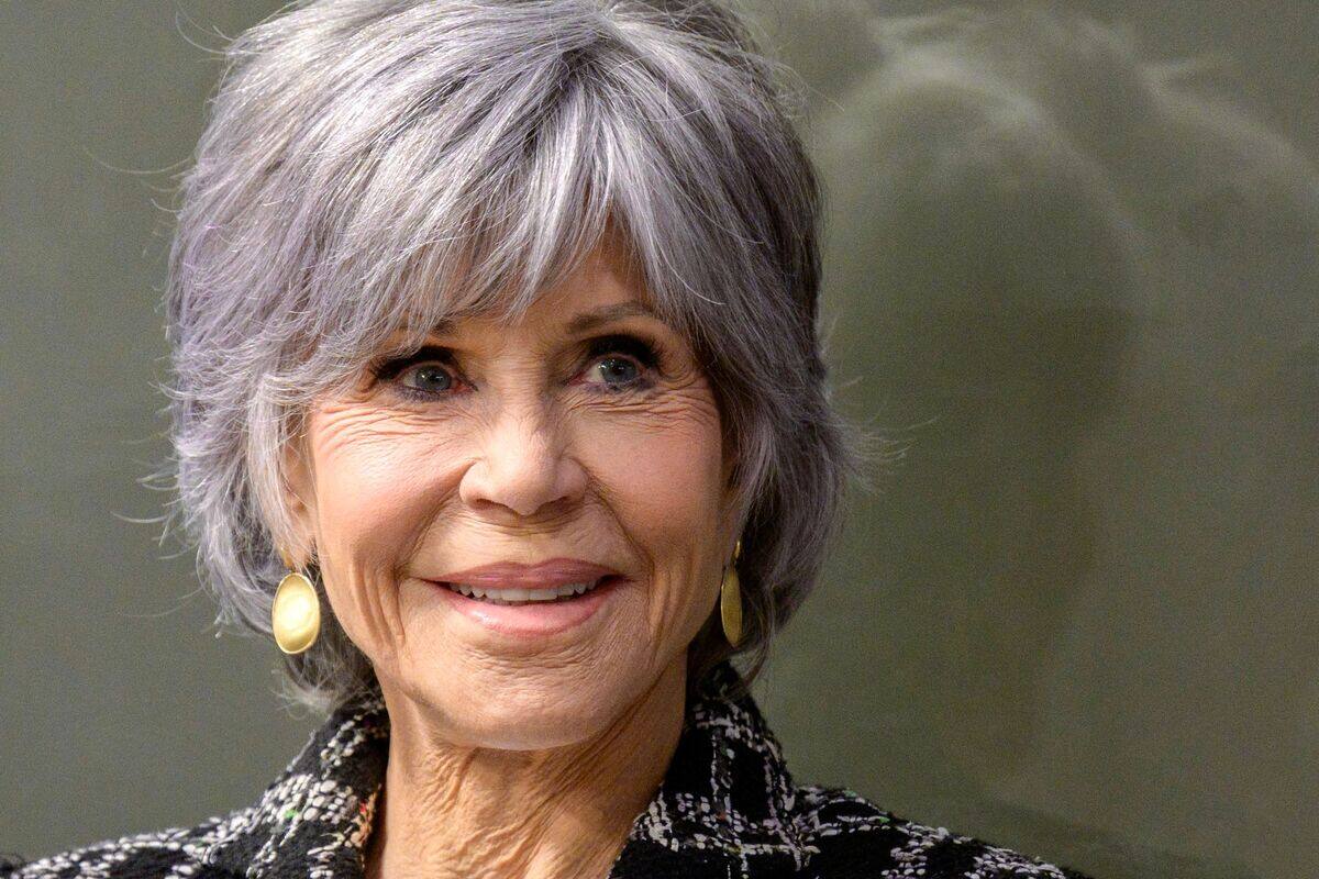 15 stars d'Hollywood de plus de 75 ans qui tournent encore : de Clint ...