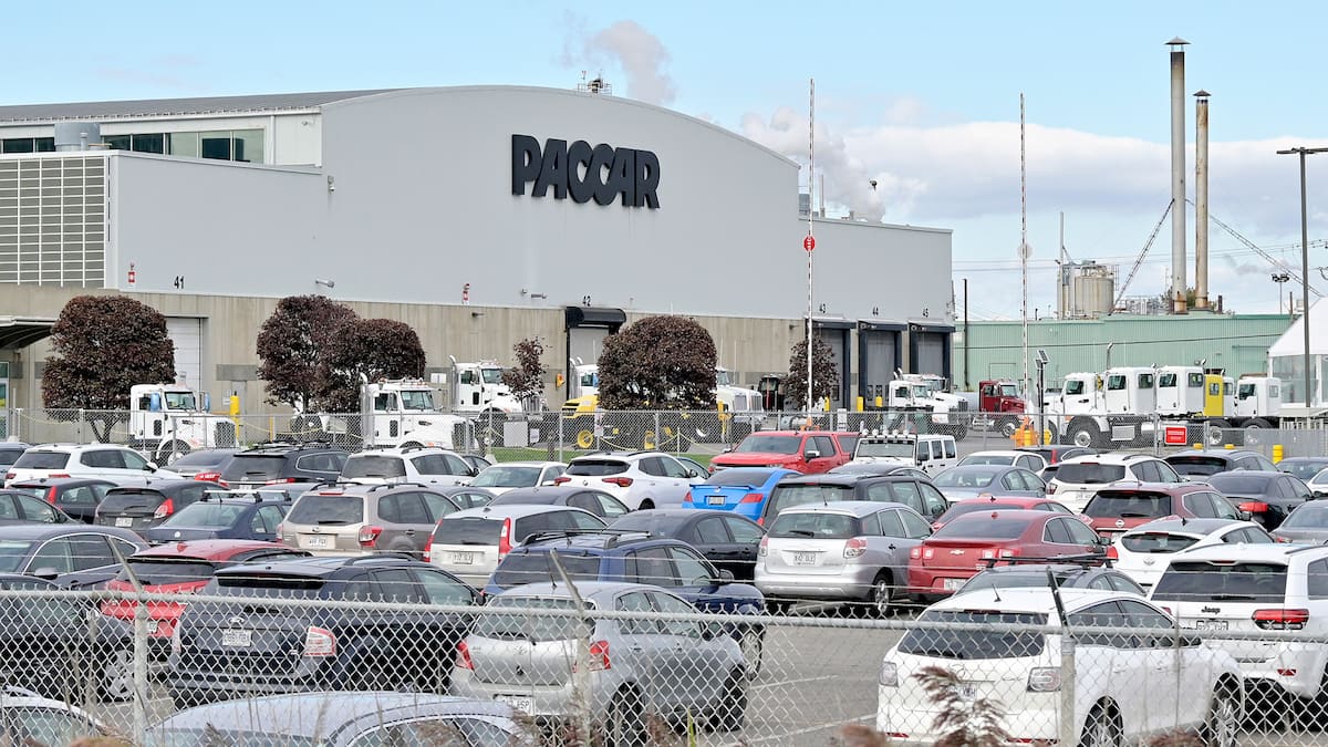Tarifs de Trump: la pression monte chez Paccar de Sainte-Thérèse