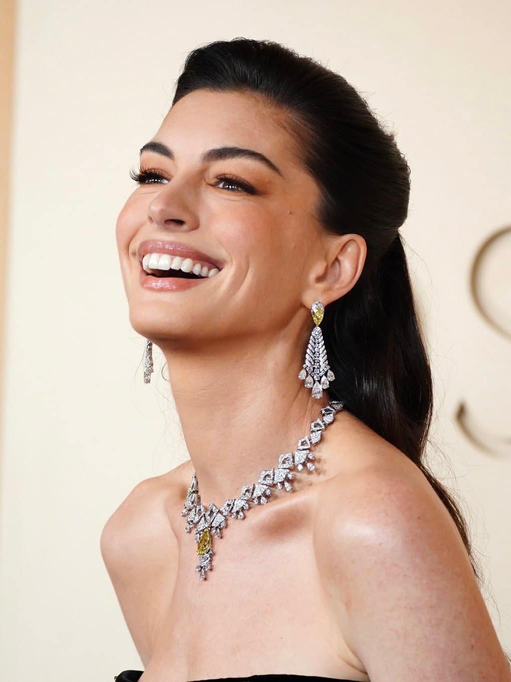 Image principale de l'article Ce secret d'Anne Hathaway fait paraître plus jeune