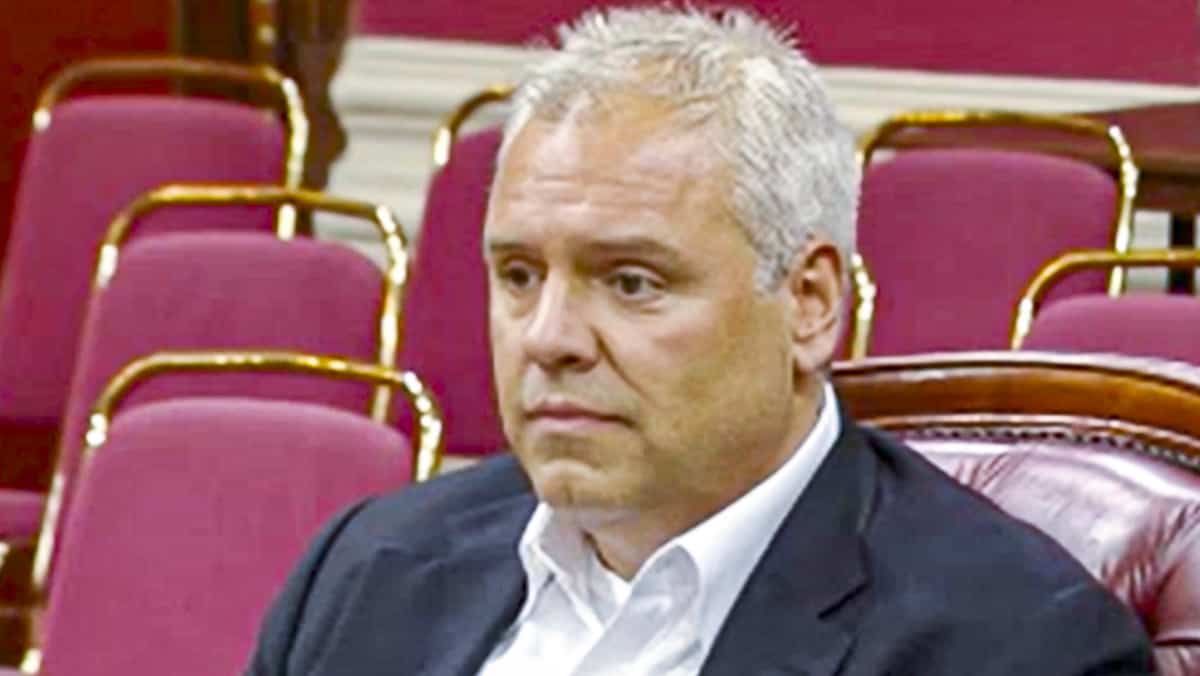 Séjour controversé de Trudeau: James McRoberts moussait la vente de pot en ligne