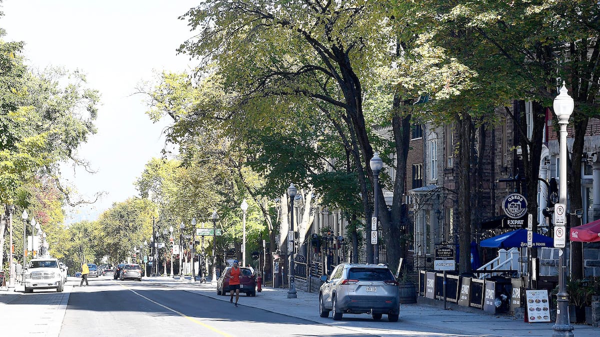 Grande Allée: des jeunes femmes agressées et droguées à la sortie des bars