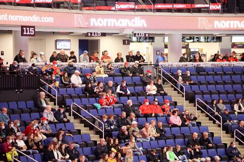Les amateurs de hockey junior ont hâte de renouer avec les amphithéâtres et de pouvoir encourager leur équipe favorite, comme c’était le cas sur cette photo prise le 9 octobre, au Centre Vidéotron.