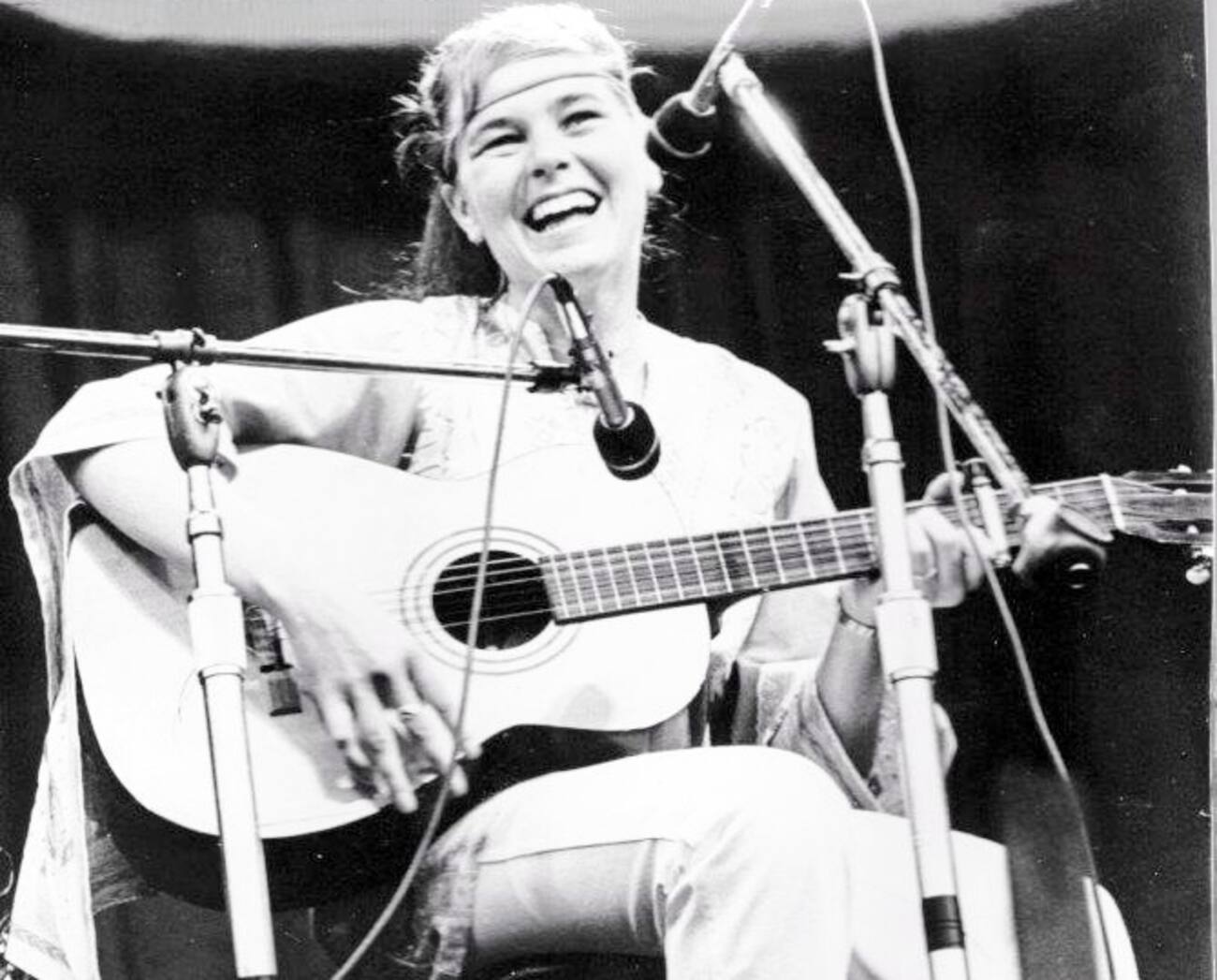 Edith Butler Singer La carrière d'Édith Butler en cinq photos souvenirs | JDM