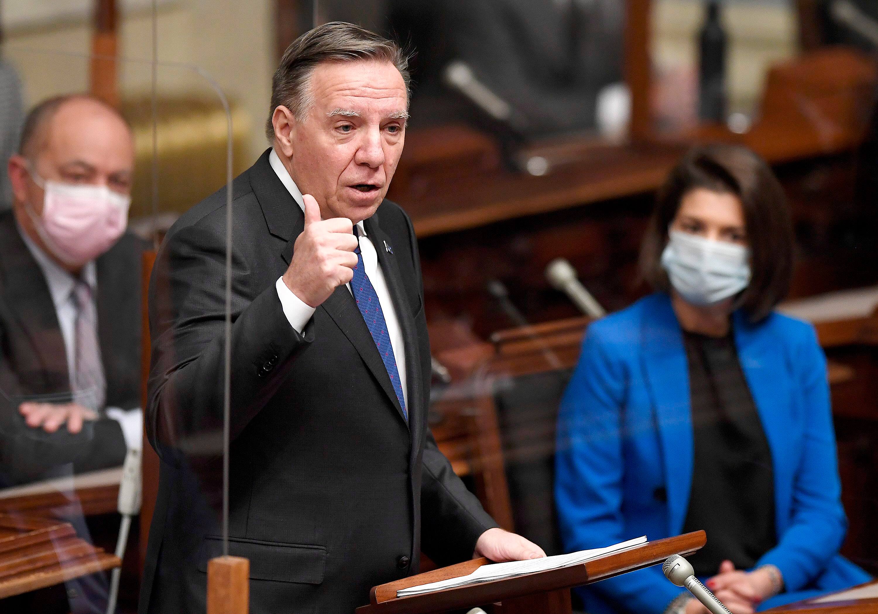 Pas tout &agrave; fait les premiers confin&eacute;s
L'&Eacute;NONC&Eacute;&nbsp;
LES FAITS&nbsp;