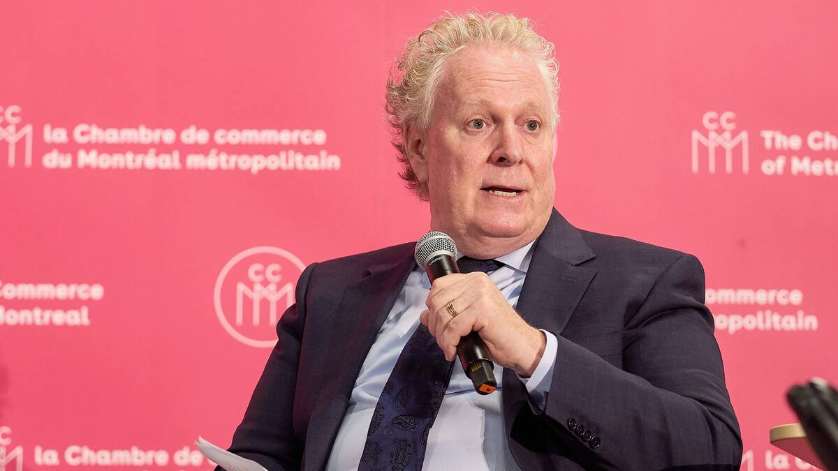 Jean Charest défend le régime de Pékin