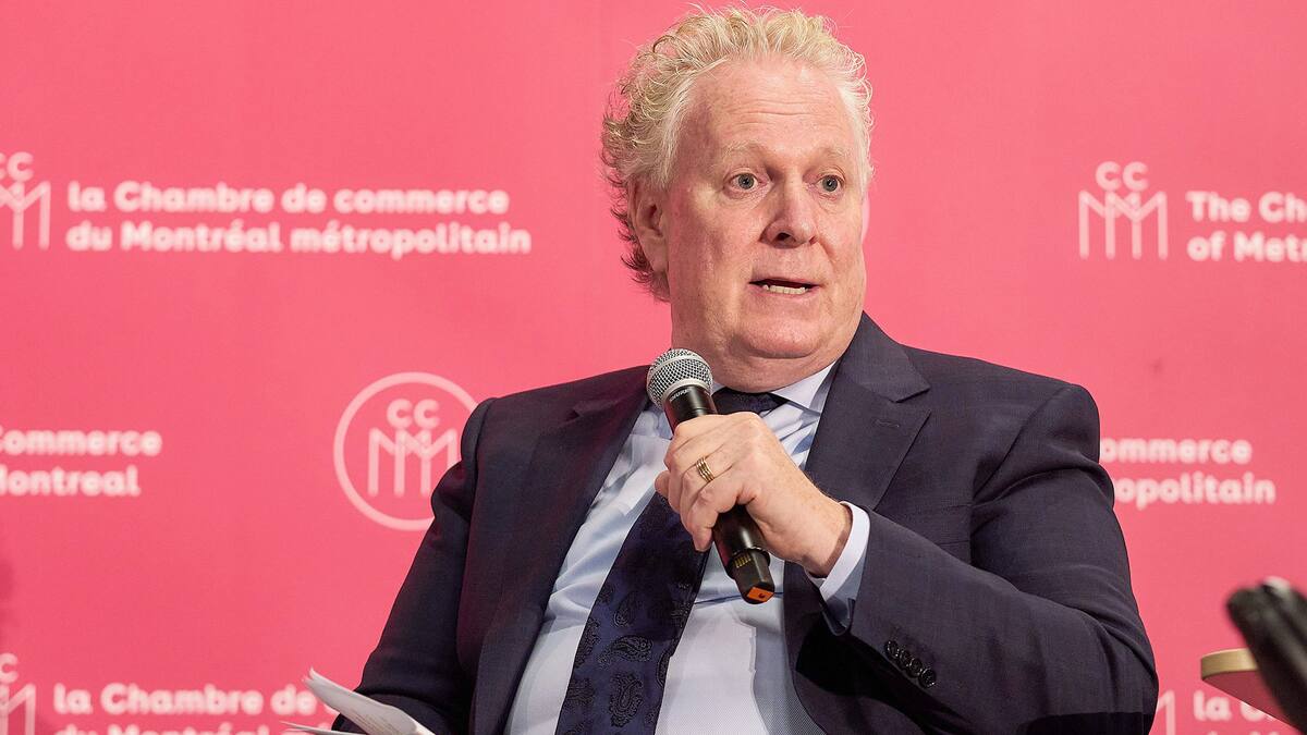 Jean Charest hyperactif en affaires