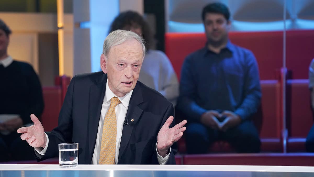 Controverse autour du bambin autochtone adopté par Chrétien