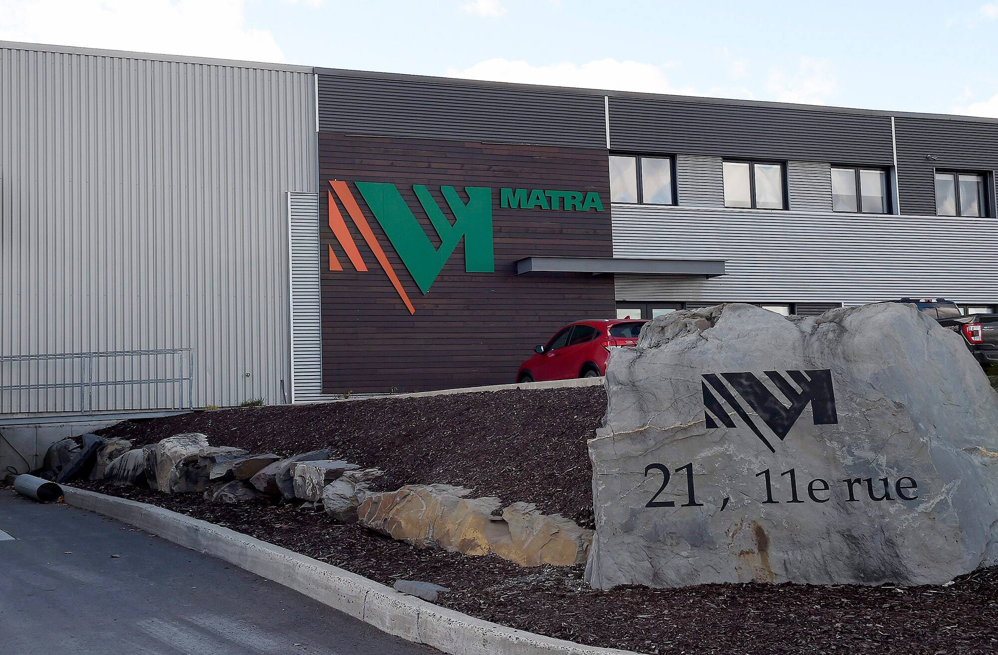 Les fonctionnaires f&eacute;d&eacute;raux en immigration totalement d&eacute;bord&eacute;s