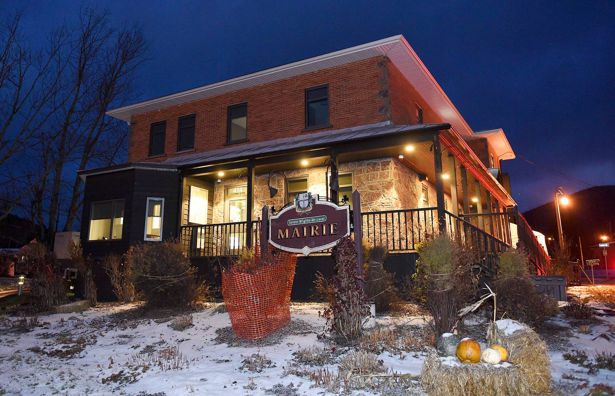 Sainte-Brigitte-de-Laval: l&rsquo;UPAC met la main au collet d&rsquo;un ex-directeur