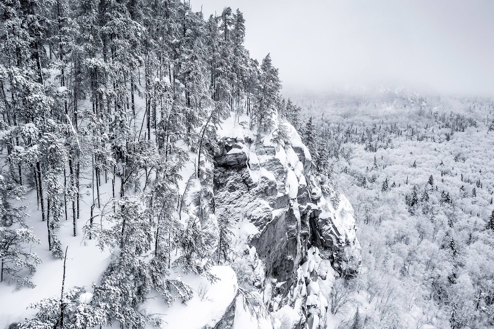 Premi&egrave;re temp&ecirc;te dans les collines K&eacute;k&eacute;ko
