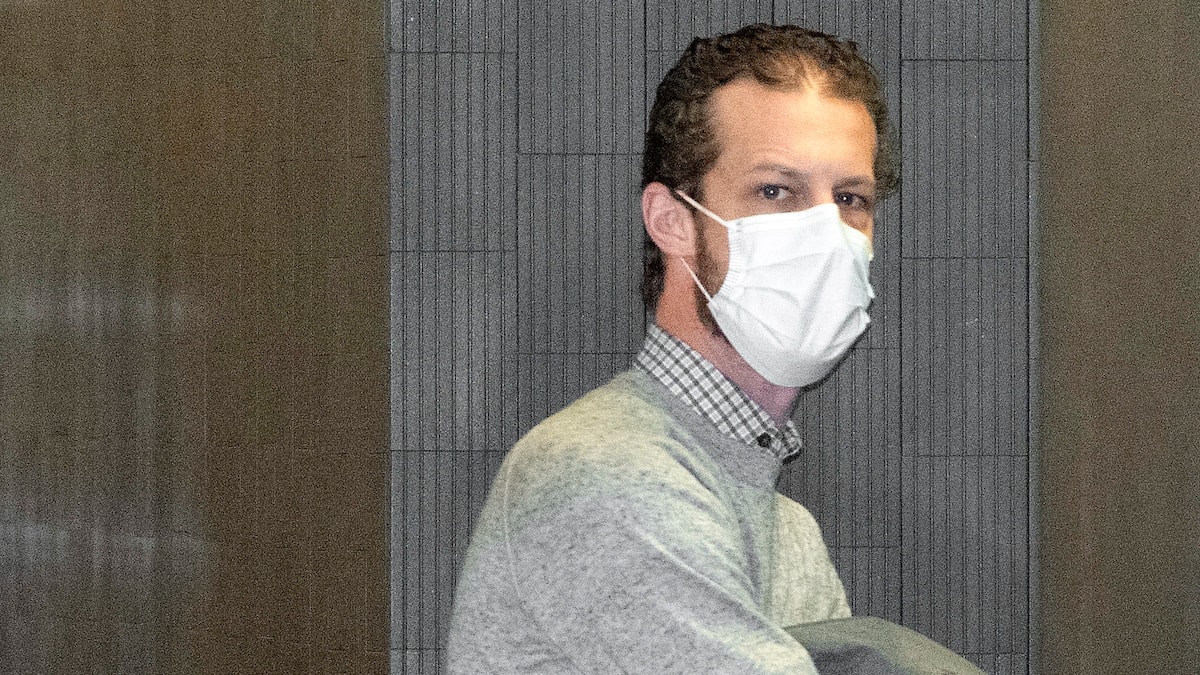 Voyeurisme : un prof du primaire s’en tire sans casier