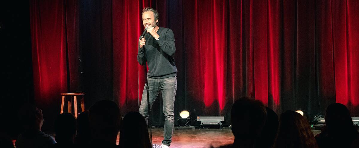 Faire du drôle avec du triste