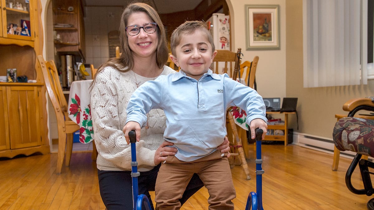 Les miraculés: un garçon solide aux os de verre