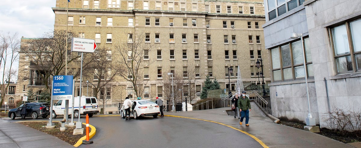 Bris de service: des employés d'un hôpital attrapent la COVID dans un party