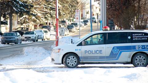 On Sunday, January 23, 2022, a police presence continued near the intersection of Pascal Street and Roland Boulevard in Montreal North, a metropolitan area where three shooting incidents occurred in 24 hours.
