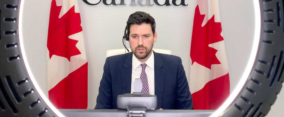 Une grosse annonce du fédéral «in english only»