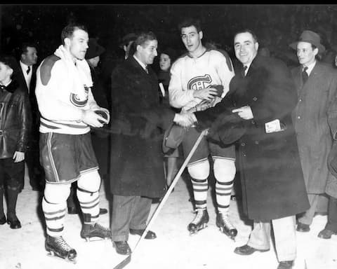Remise de chapeau lors d'un Tour du chapeau