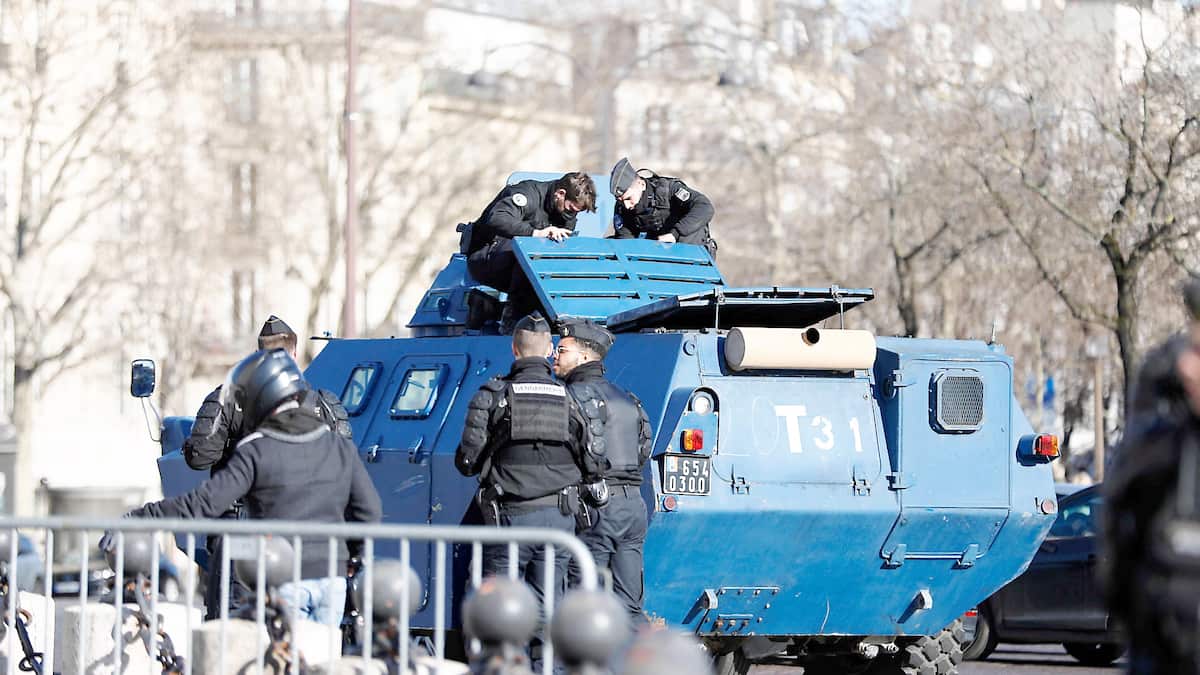 Convois anti-pass : Paris sous surveillance, des départs vers Bruxelles