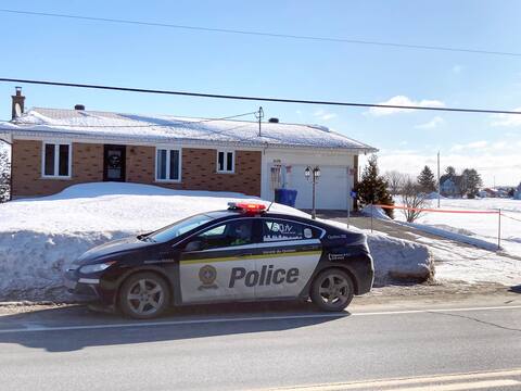 Jacqueline Beaudoin-McClintock and her son were wanted across the country. The mother had left her Stoneham home on Sunday. The woman is the ex-spouse of Nicolas Audet, murdered in Saint-Isidore in February and whose body was found in this house.