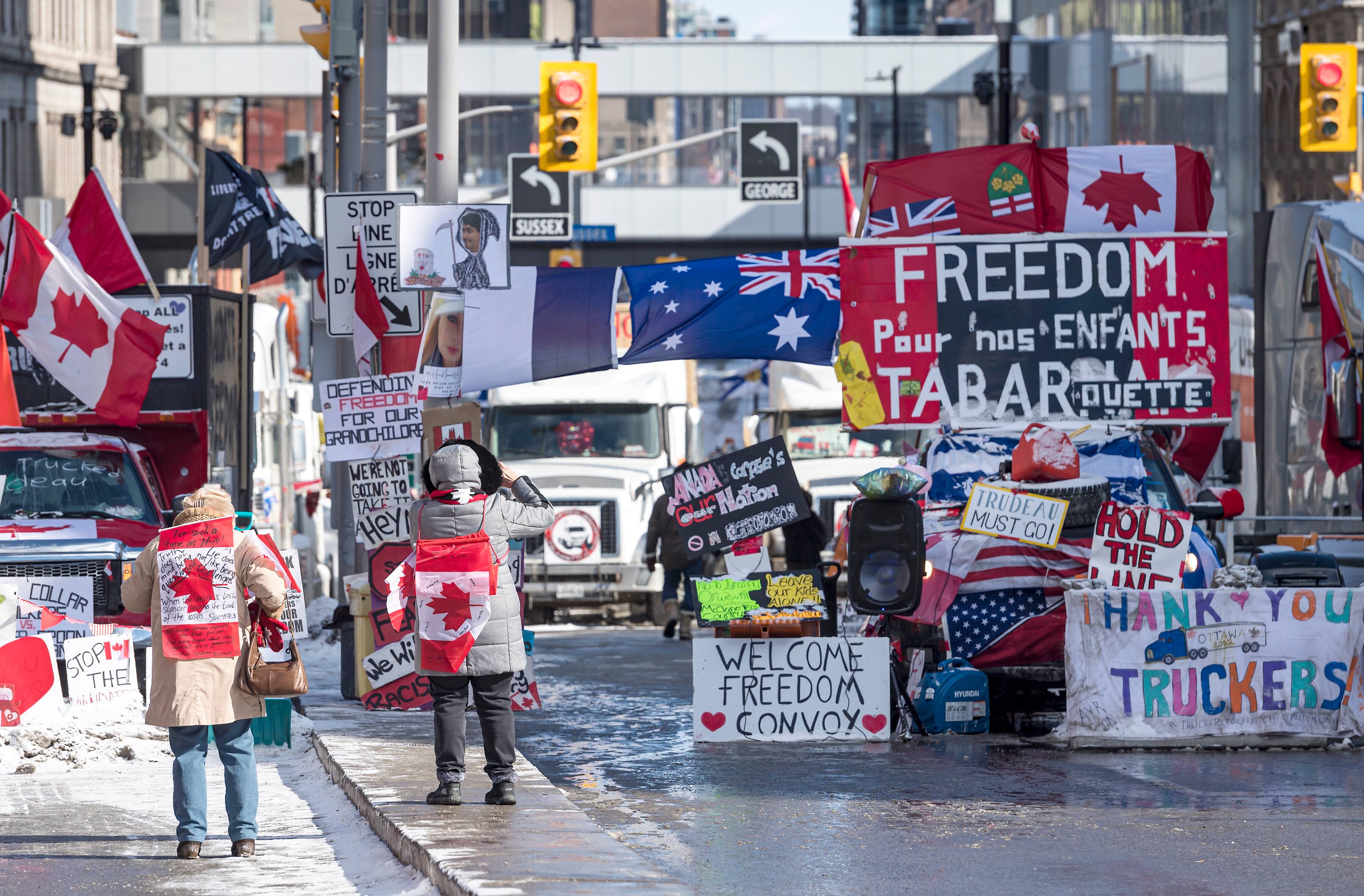 Pontiac: l&agrave; o&ugrave; le taux de vaccination est l'un des plus bas... et les dons aux camionneurs le plus haut
APPUIS AU QU&Eacute;BEC&nbsp;&nbsp;