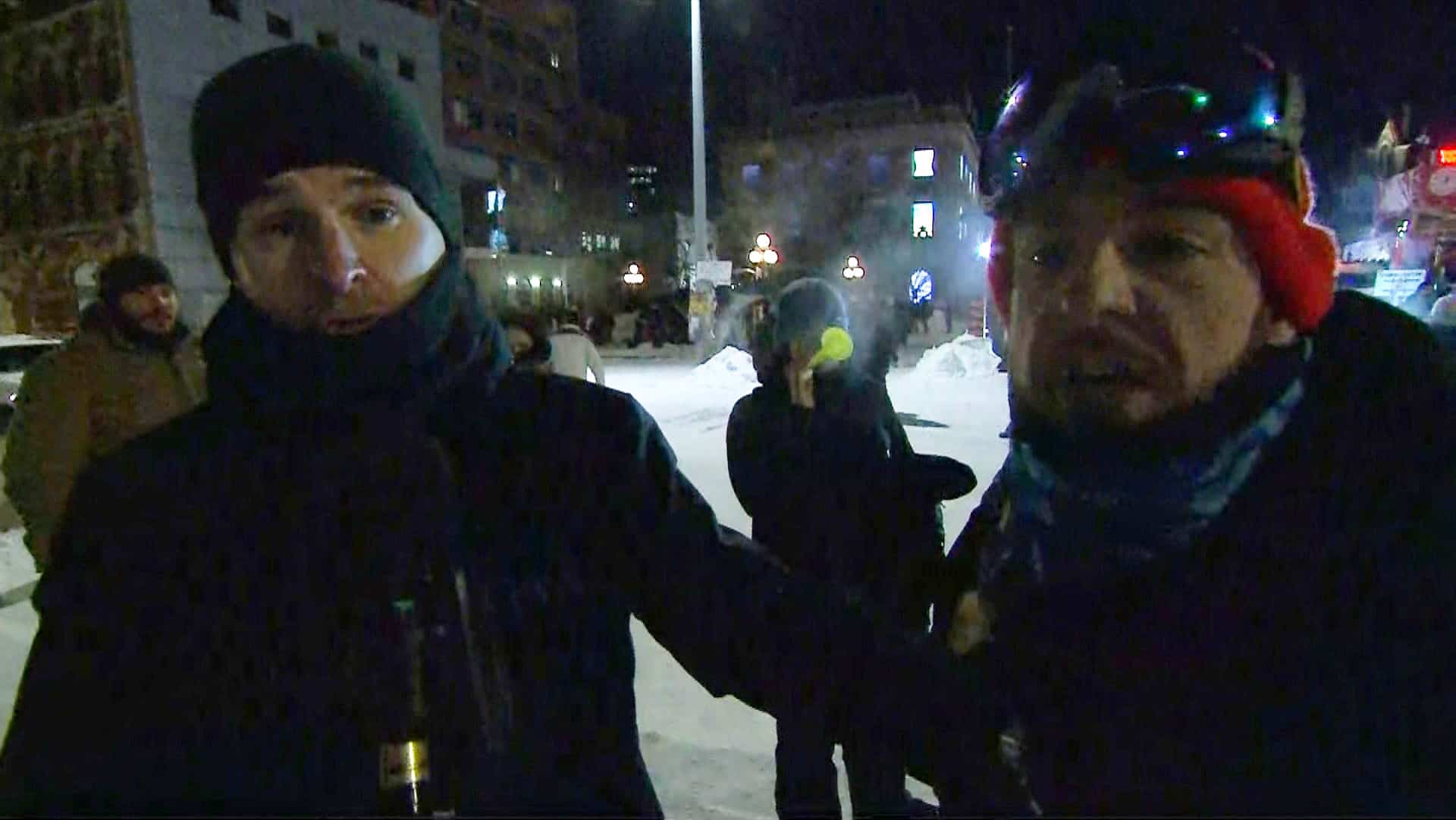 Plainte &agrave; la police apr&egrave;s une agression en direct