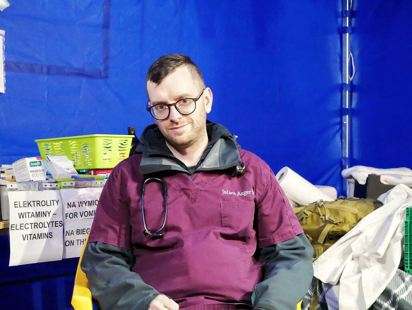 Un médecin québécois à la frontière ukrainienne pour soigner et aider les réfugiés