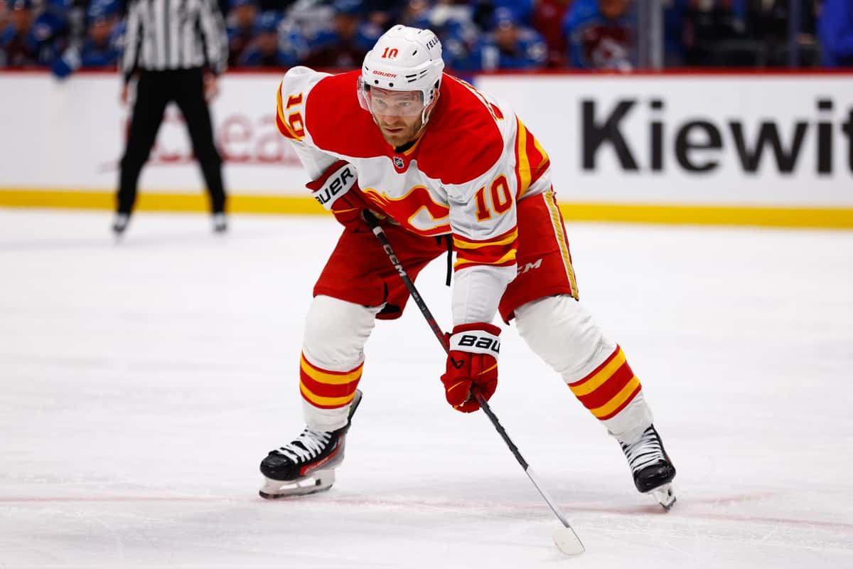 Jonathan Huberdeau s&rsquo;occupe des Flyers