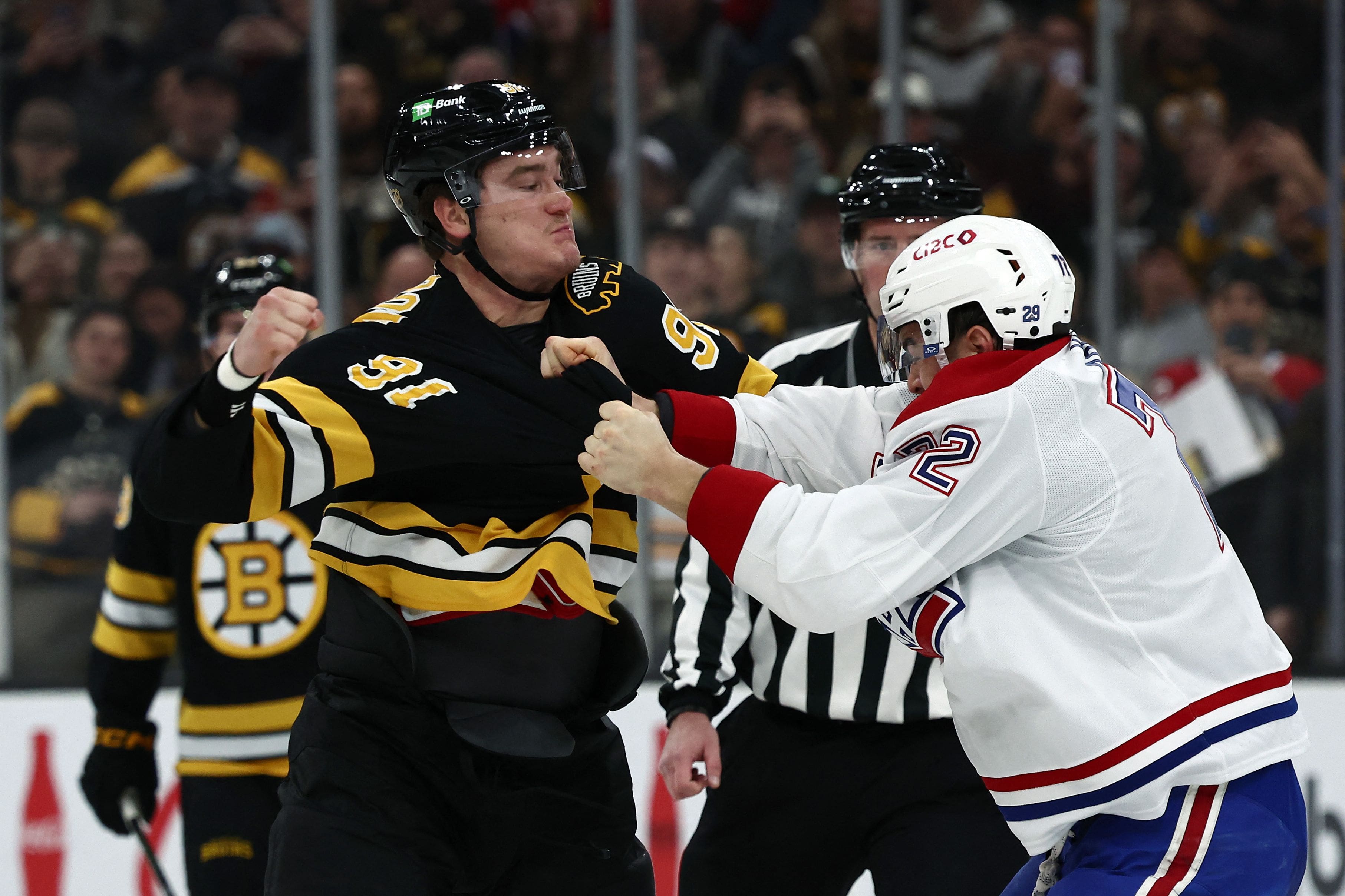 Face aux Bruins, le Canadien a d&eacute;montr&eacute; de l'intensit&eacute; et de l'&eacute;motion: &laquo;C&rsquo;&eacute;tait un match de s&eacute;ries&raquo;, Martin St-Louis