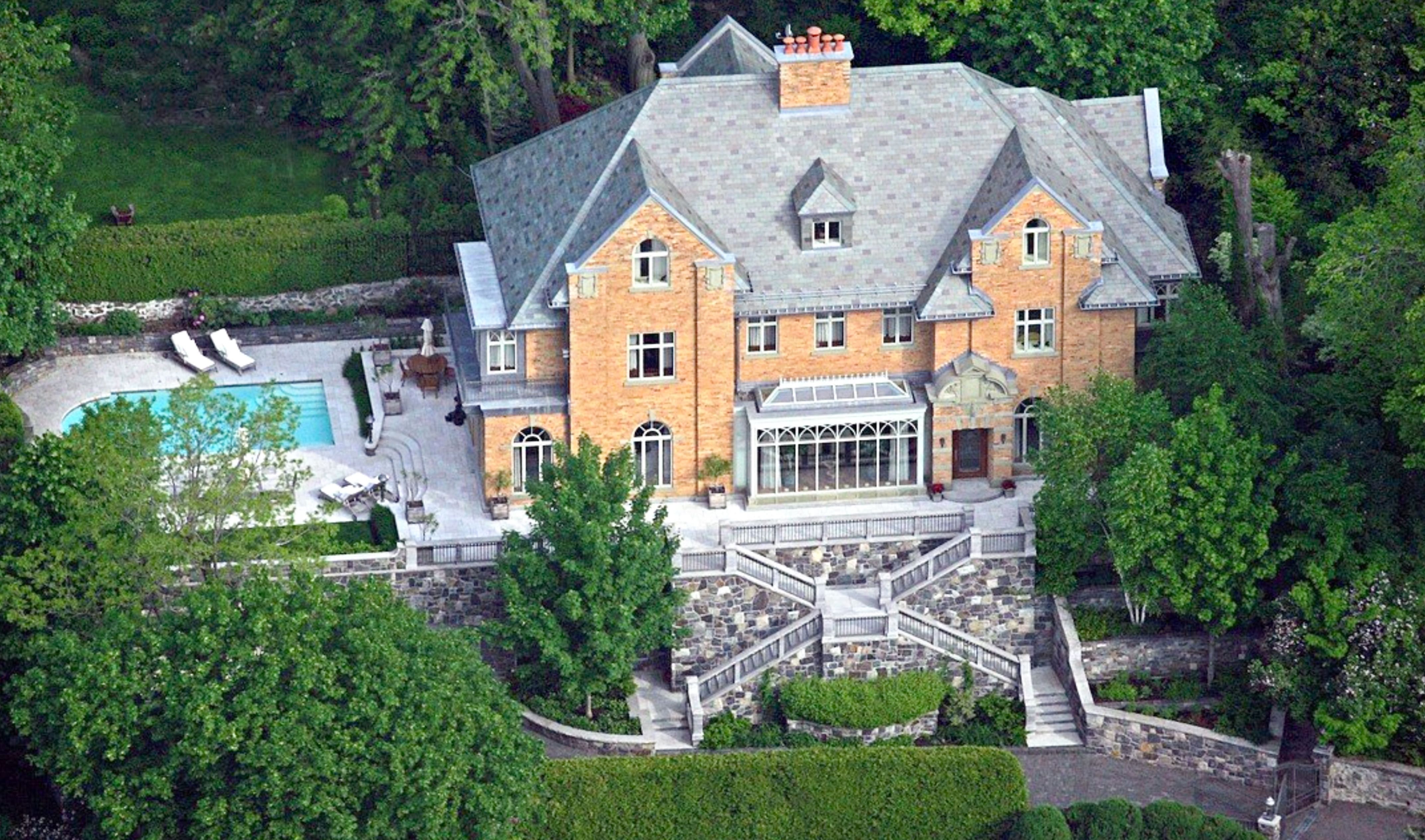 Une fin d&rsquo;ann&eacute;e sur les chapeaux de roues pour les ultra-riches