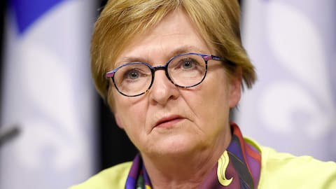 Quebec sold 500 Grande Allée Est (photo) in Quebec and 500 René-Lévesque West in Montreal in 2008.