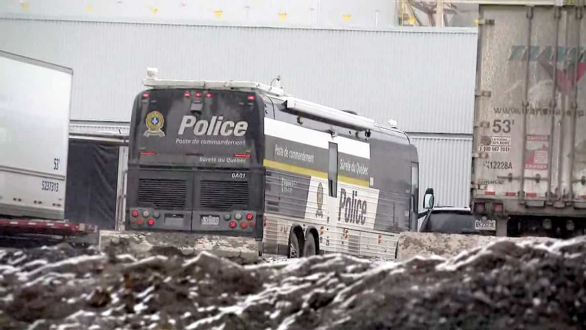 Un père de famille poignardé à mort au travail