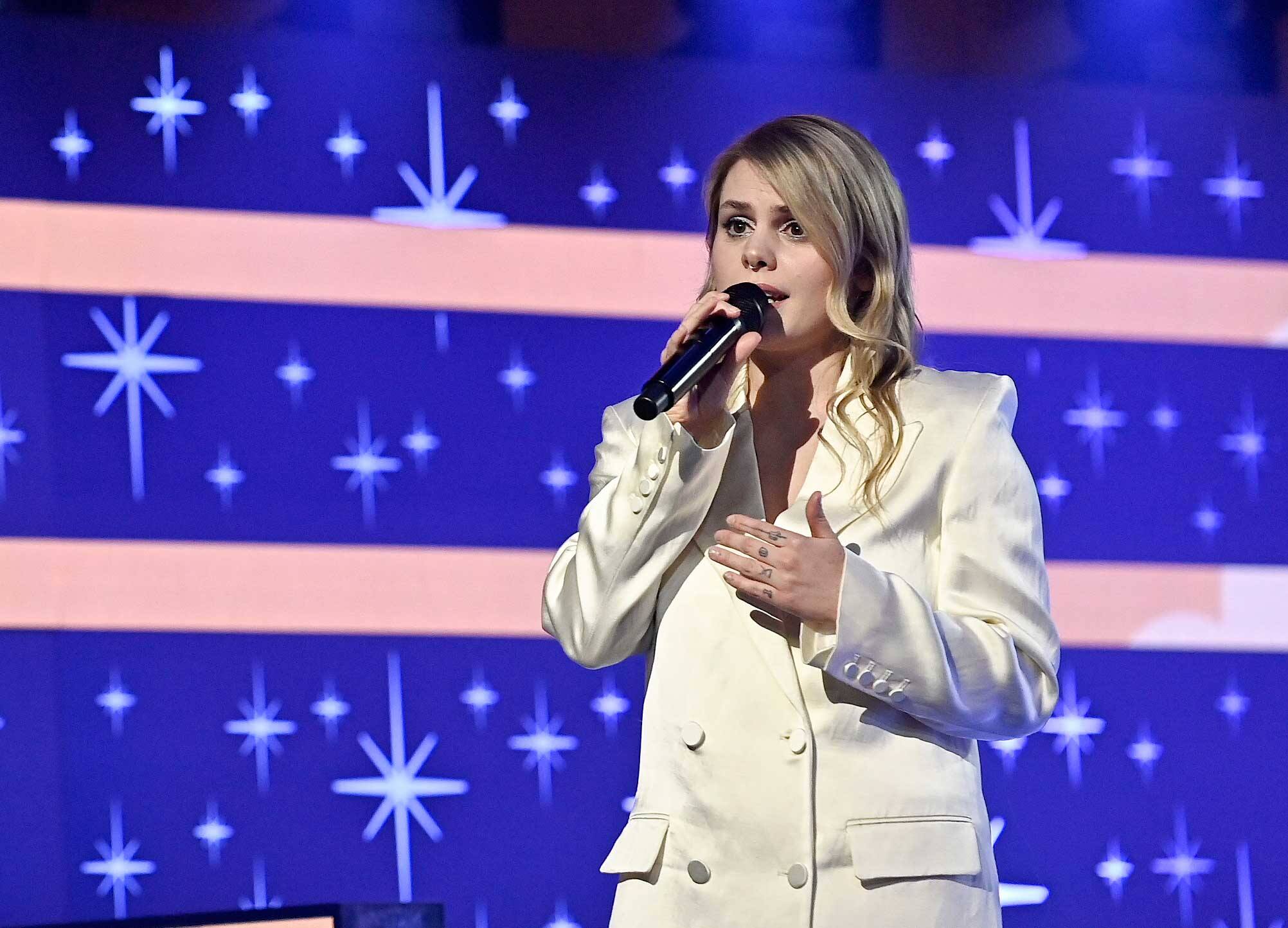 C&oelig;ur de pirate chante &agrave; l&rsquo;&eacute;glise