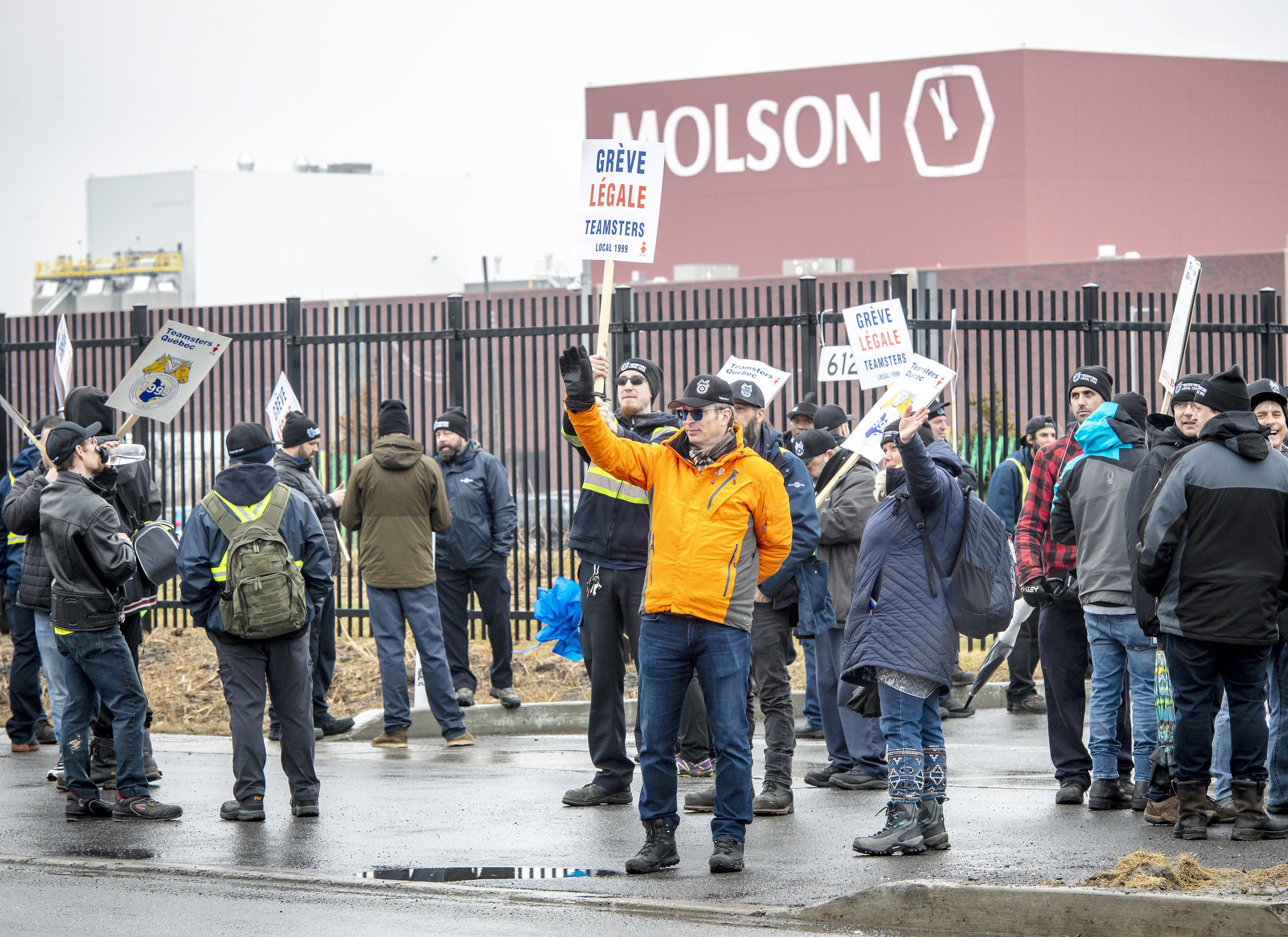 Gr&egrave;ve chez Molson-Coors: encore loin d&rsquo;une entente