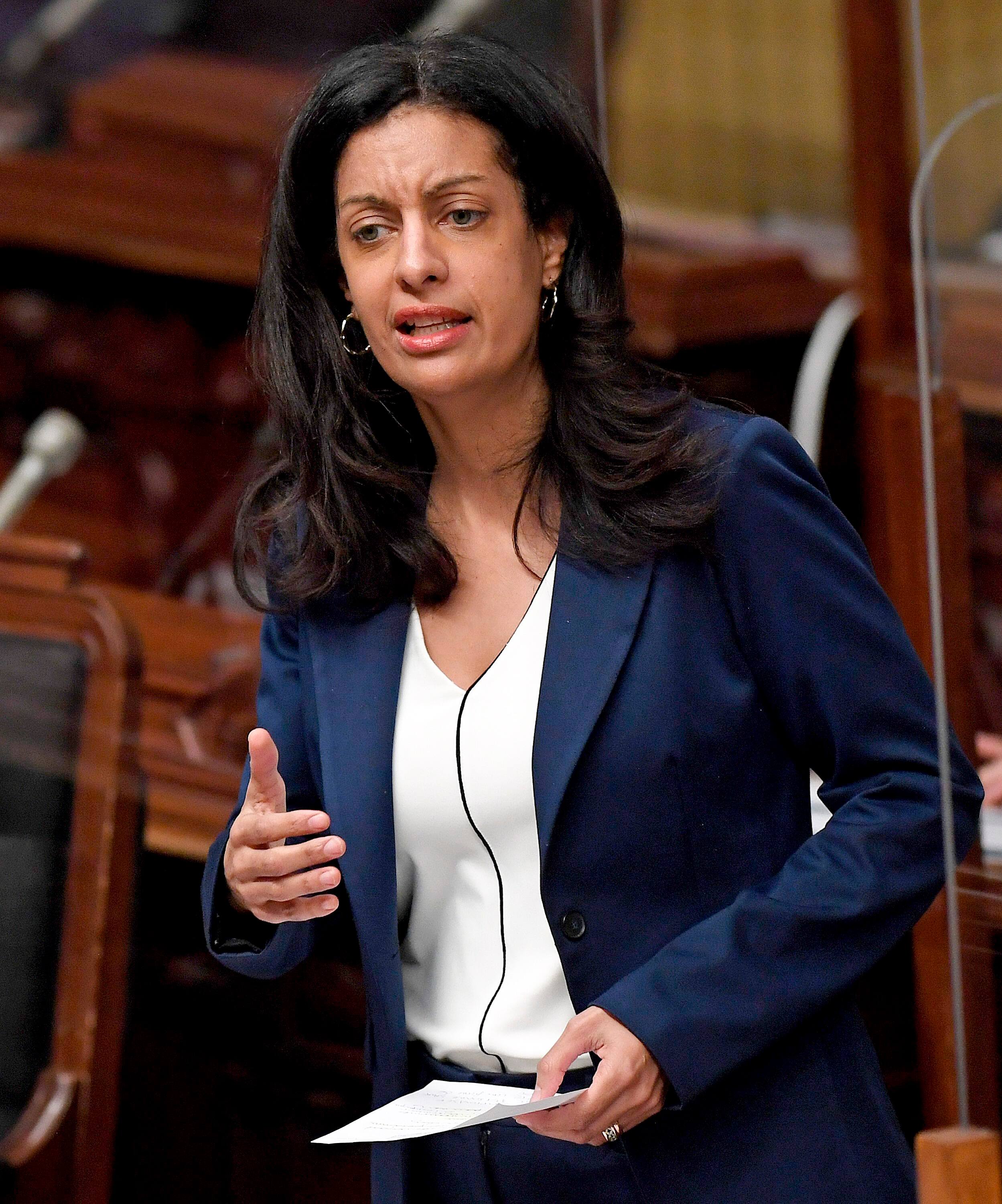 Dominique Anglade se fait harakiri? JDM