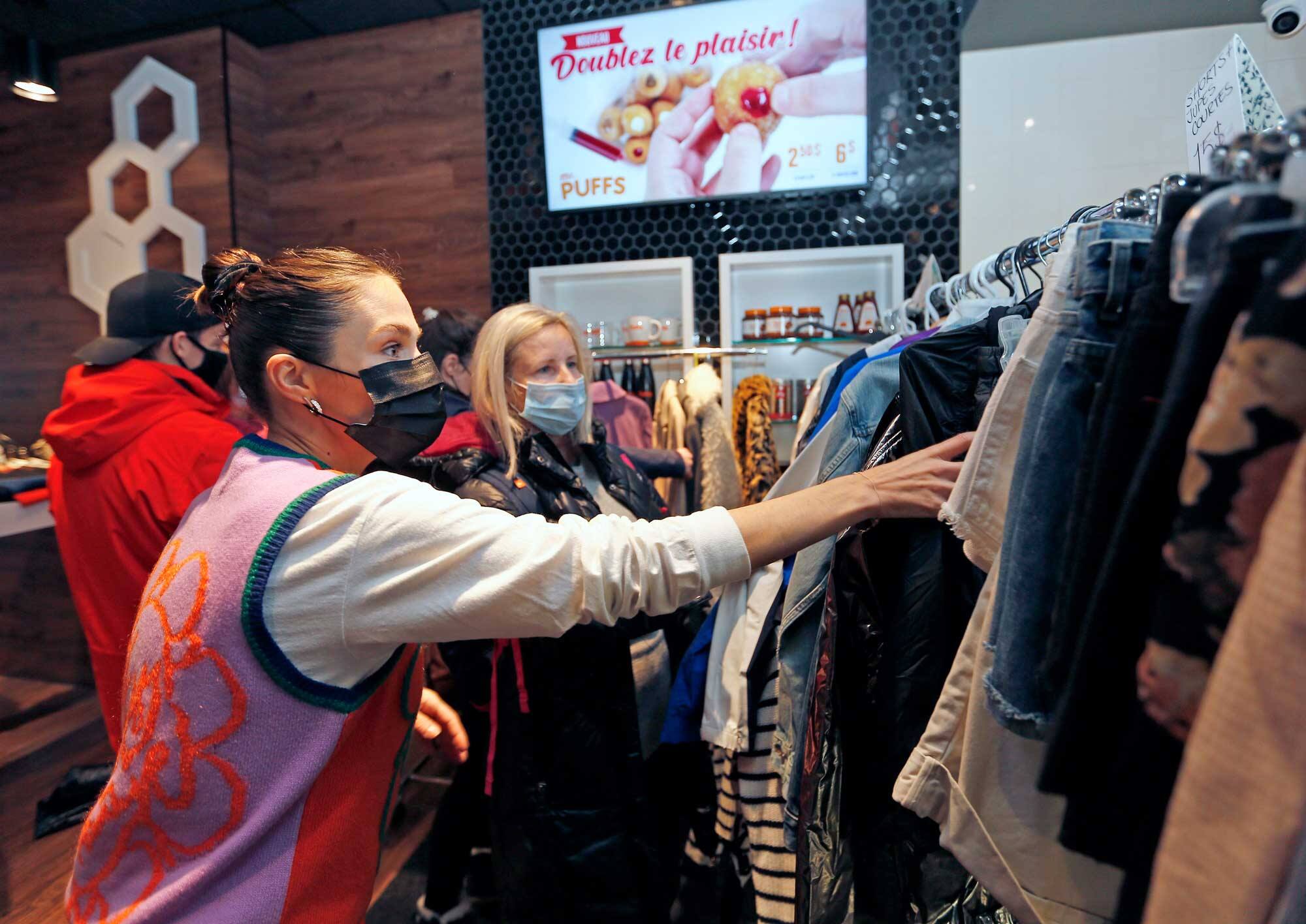 Maripier Morin vend d&rsquo;autres v&ecirc;tements