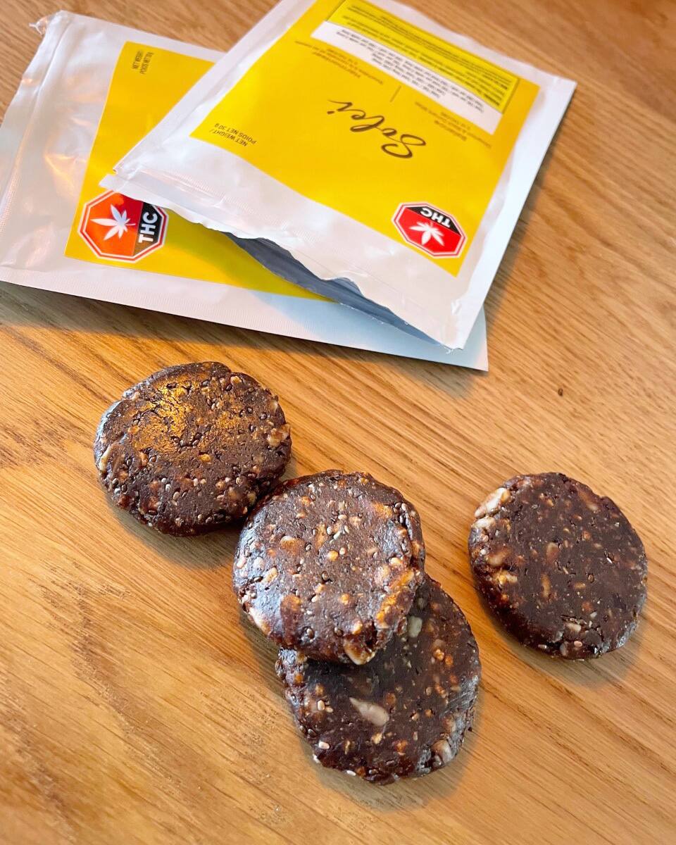 La bouffe d&eacute;barque &agrave; la SQDC