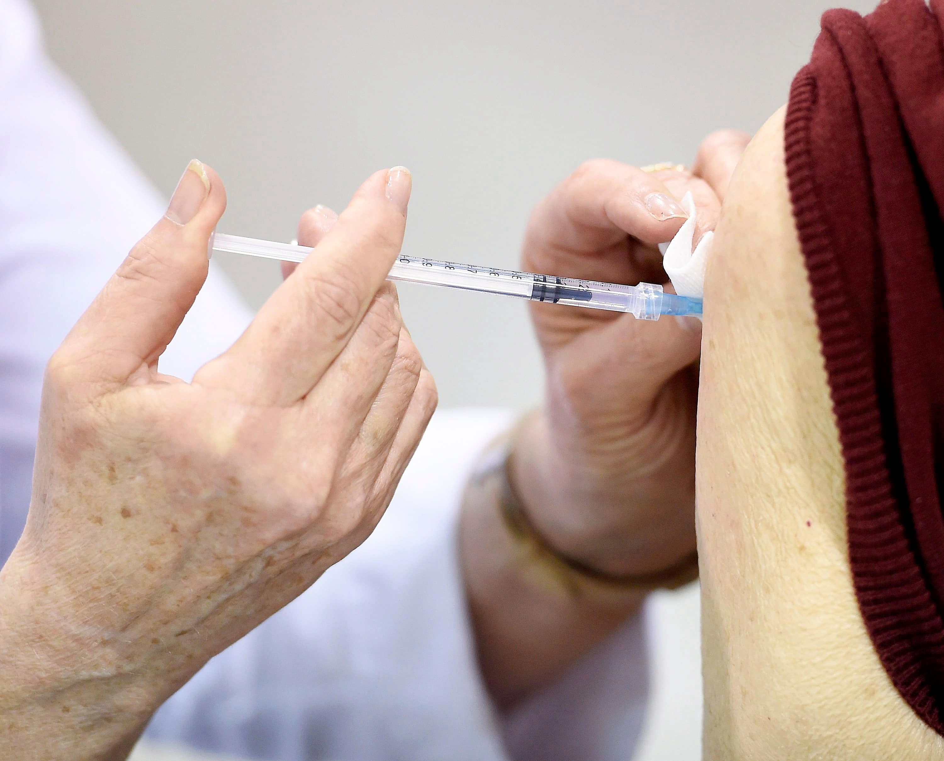 La quatri&egrave;me dose n&rsquo;est pas officiellement recommand&eacute;e