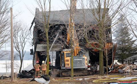 The fire destroyed the Sainte-Hénédine home in Pius, leaving no chance for its occupants.