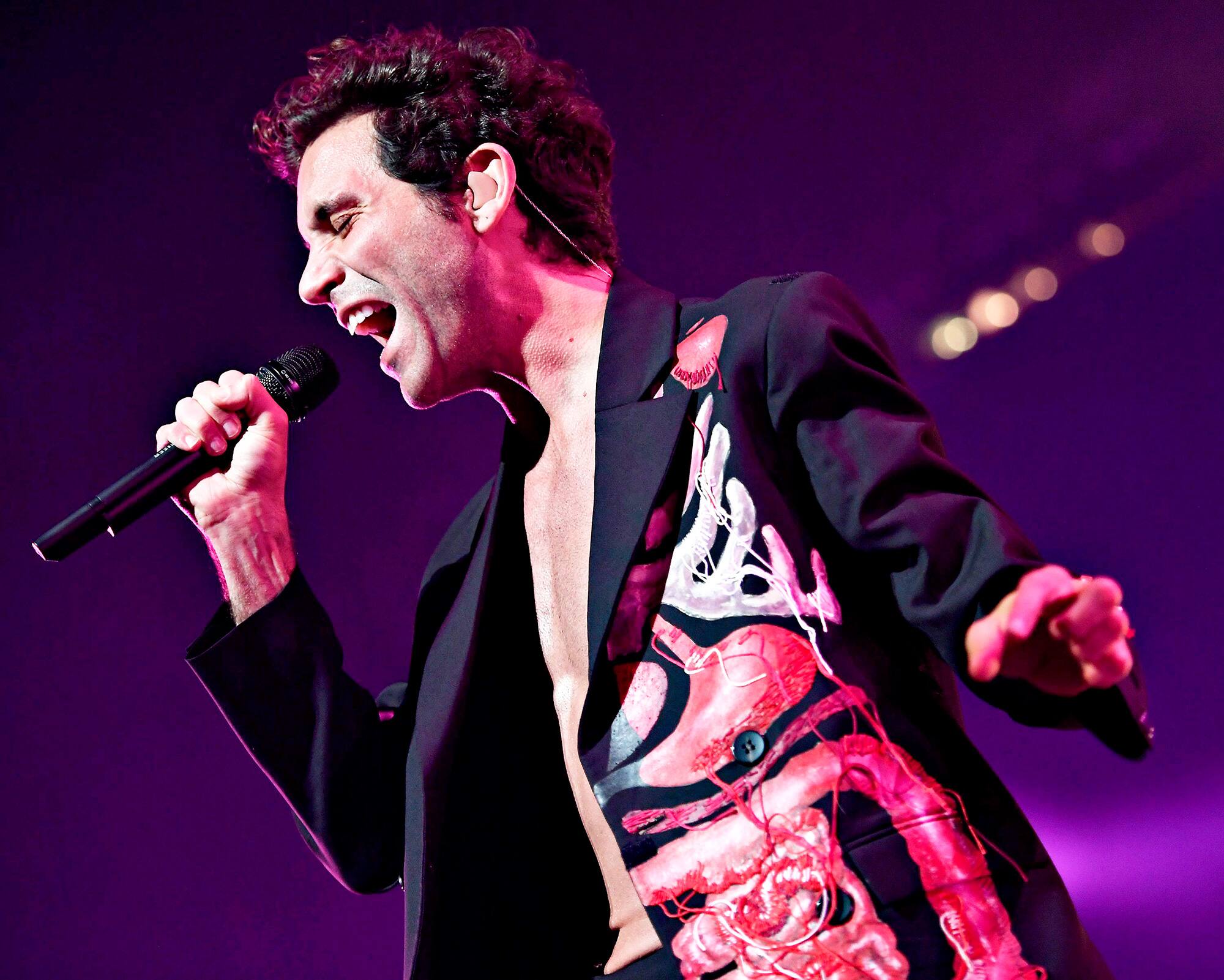 Mika fait m&ecirc;me chanter les &eacute;toiles